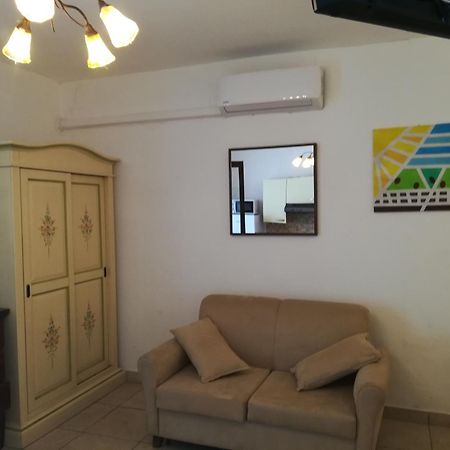 Villa Mediterranea Torre dell'Orso Buitenkant foto