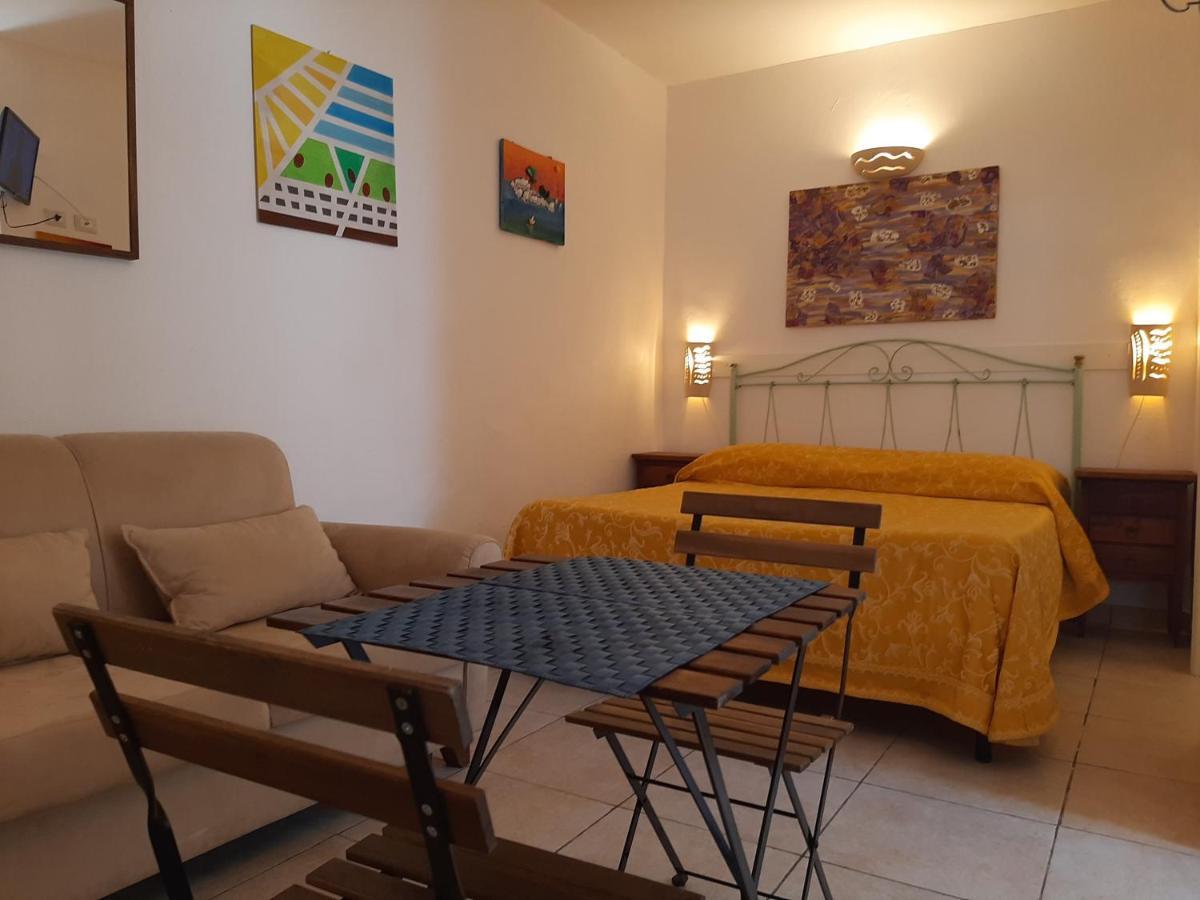 Villa Mediterranea Torre dell'Orso Buitenkant foto