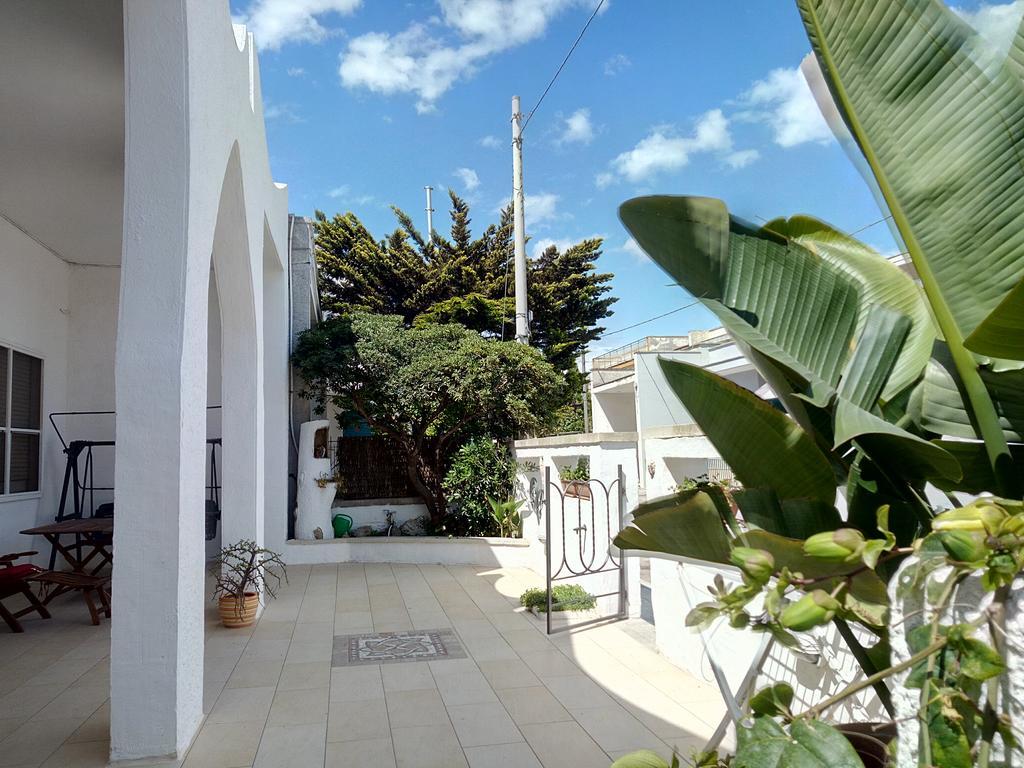 Villa Mediterranea Torre dell'Orso Buitenkant foto