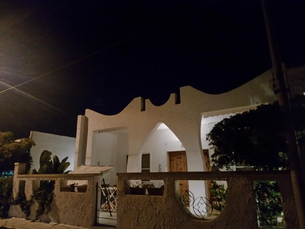 Villa Mediterranea Torre dell'Orso Buitenkant foto